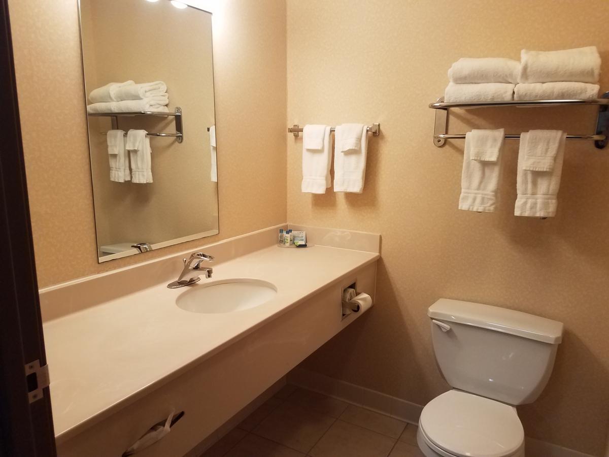 Oak Hill Inn & Suites Canton Esterno foto