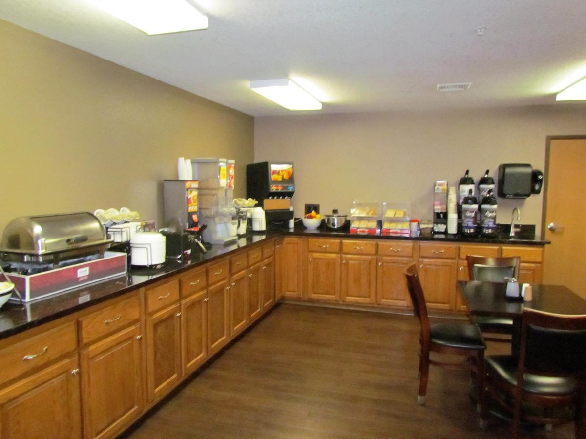 Oak Hill Inn & Suites Canton Esterno foto