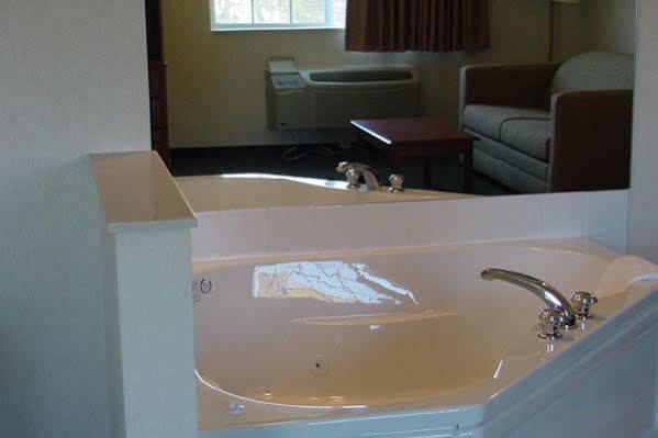 Oak Hill Inn & Suites Canton Esterno foto